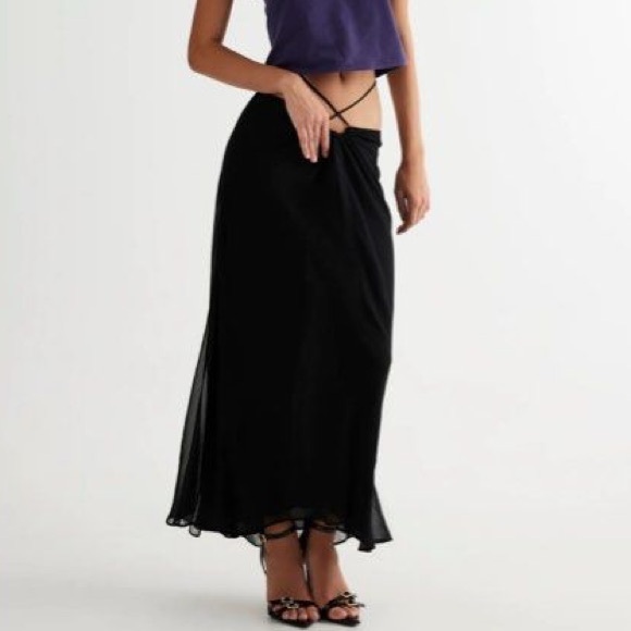Lioness Cipriani Skirt - Midi or Maxi Length, Black, Waist Tie Feature - Picture 3 of 10